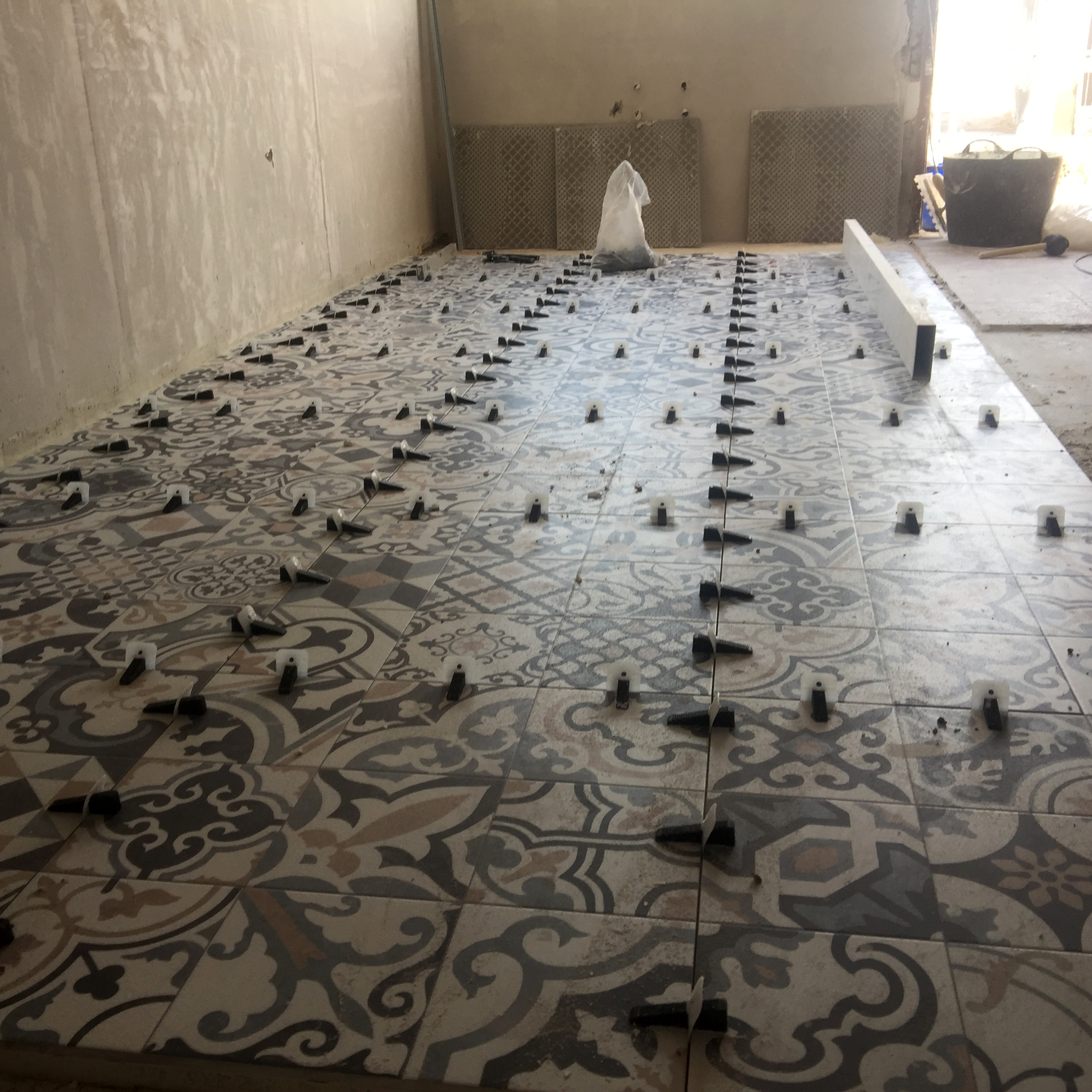 Instalación de pavimento porcelánico