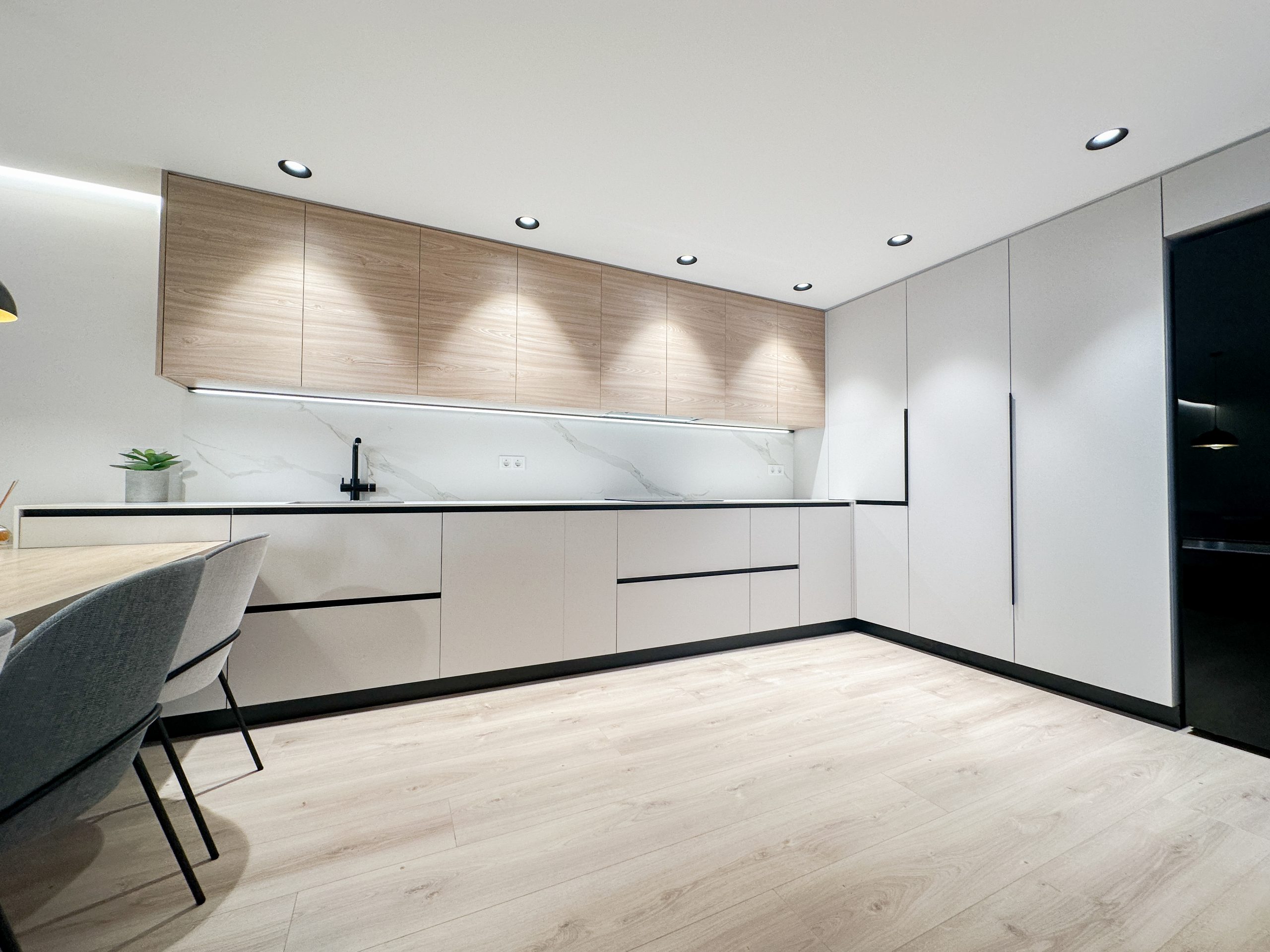 Reforma Integral de un Bungalow en San Vicente del Raspeig imagen 3 Sala insonorizada