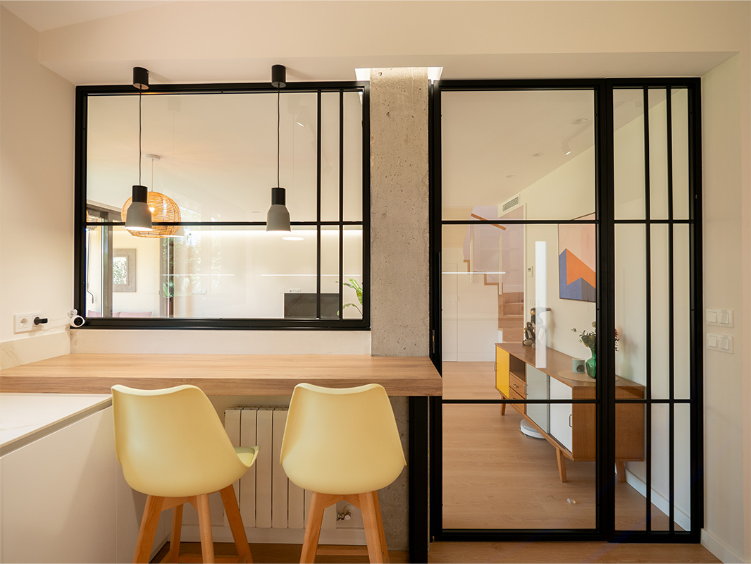 Reforma Integral de Vivienda en Calle Capricornio por Simón Interiores - conexión