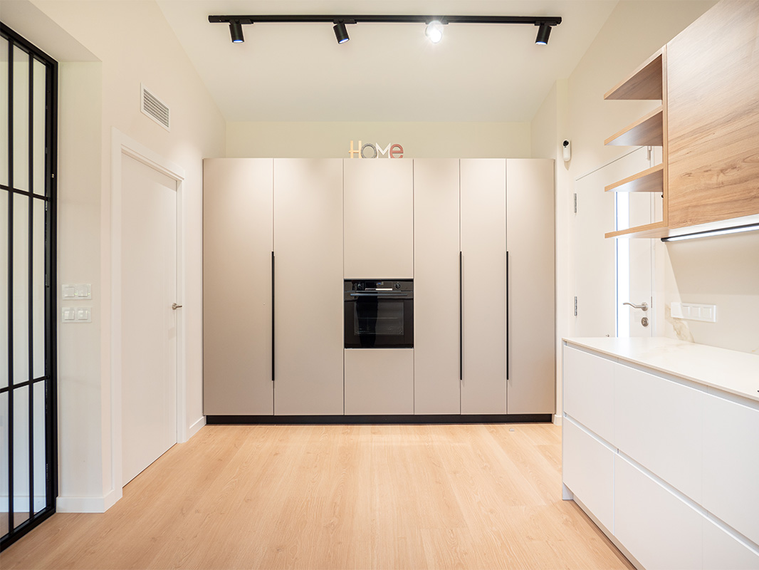 Reforma Integral de Vivienda en Calle Capricornio por Simón Interiores - espacio